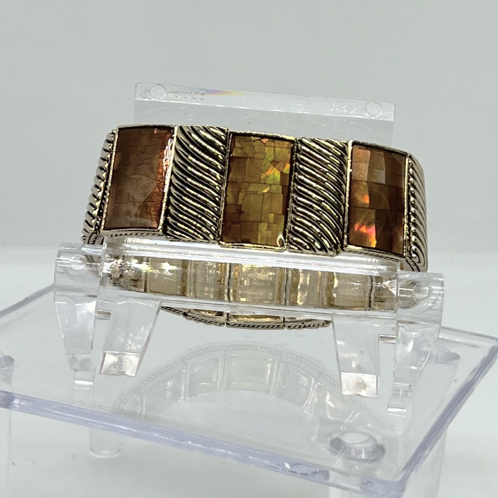 Vintage Crackled Mother of Pearl Shell Mosaic Resin Tiled Stretch Bracelet - Picture 3 of 7